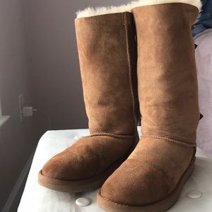 UGGs